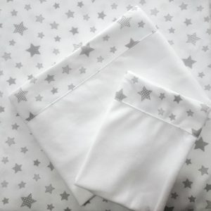 Juegos de sábanas en 100% algodón, suaves al tacto, tamaño pack & play con diseño estampado de estrellas